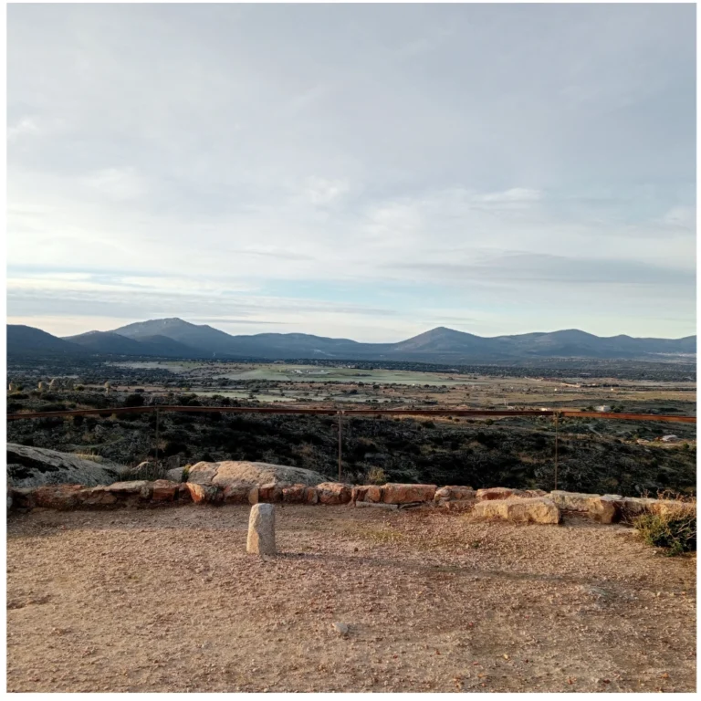 Ruta del Cerro del Águila, Las Ventas con Peña Aguilera